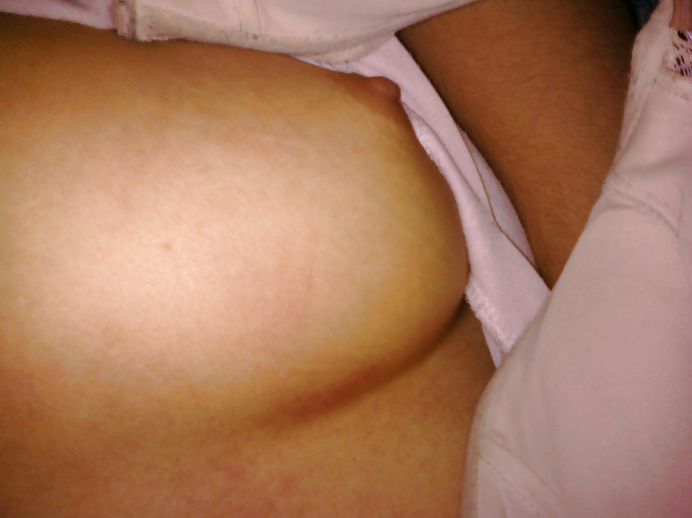 Amateur halina 
 #2872527