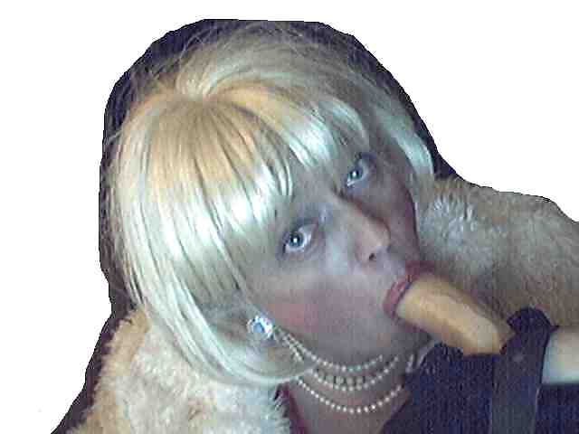 Trishia loves to pose... #3807642