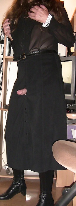 Me crossdressing in black buttonthrough skirt & black blouse #19355230