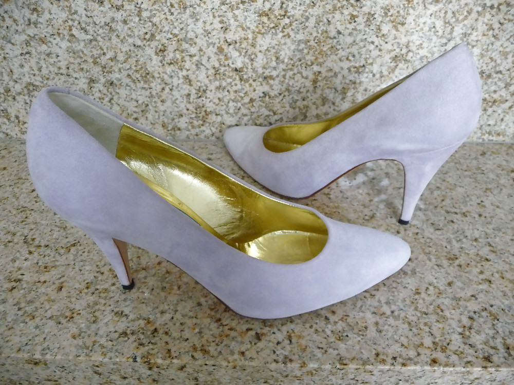 Schuhe meiner nachbarin
 #18408312