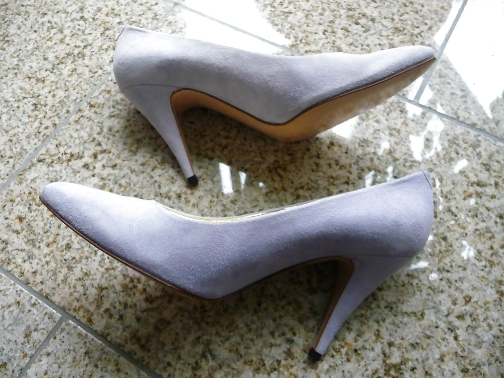 Schuhe meiner nachbarin
 #18408319