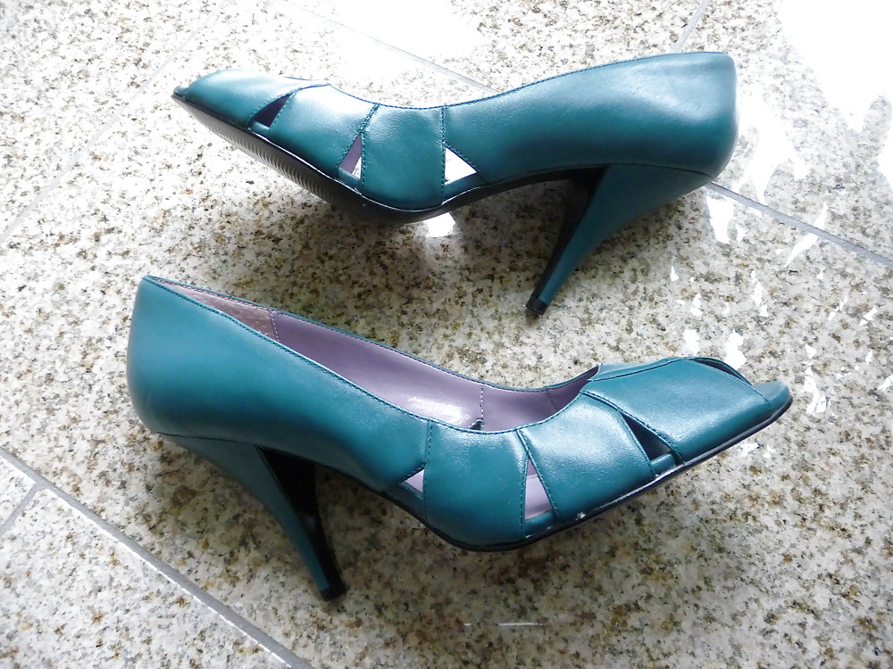 Schuhe meiner nachbarin
 #18408436