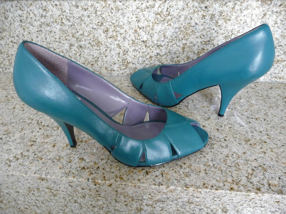 Schuhe meiner nachbarin
 #18408445