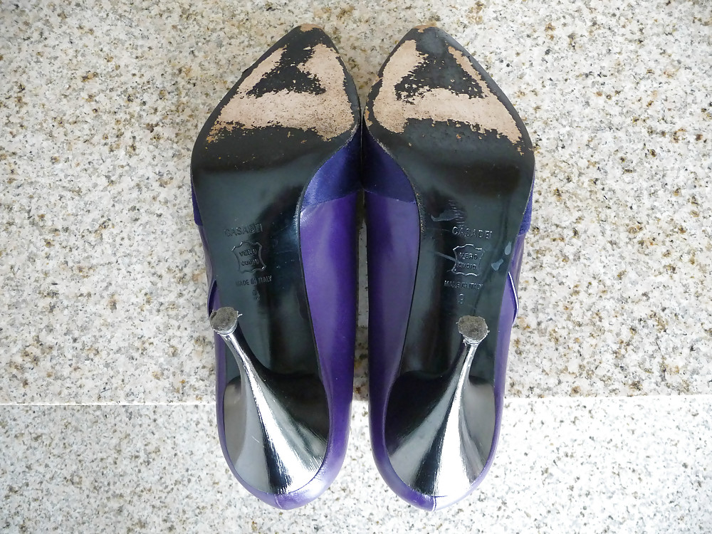 Schuhe meiner nachbarin
 #18408850