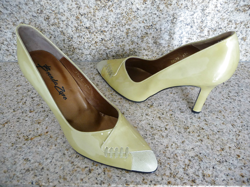 Schuhe meiner nachbarin
 #18408857