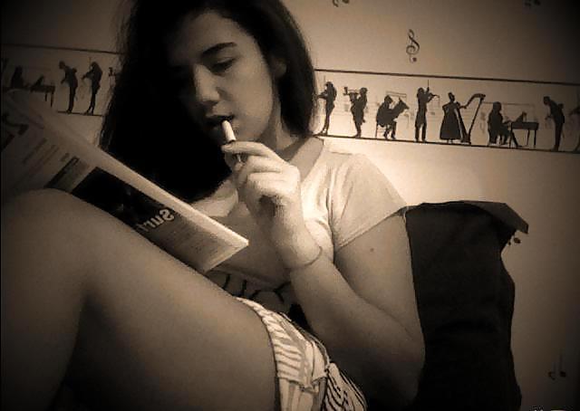 Kizkardesim #9840912