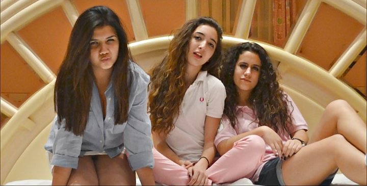 Kizkardesim #9840926