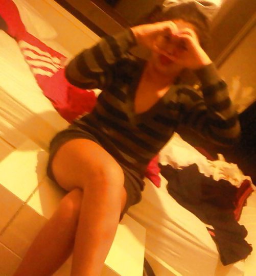 Kizkardesim #9840973