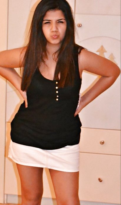 Kizkardesim #9840985