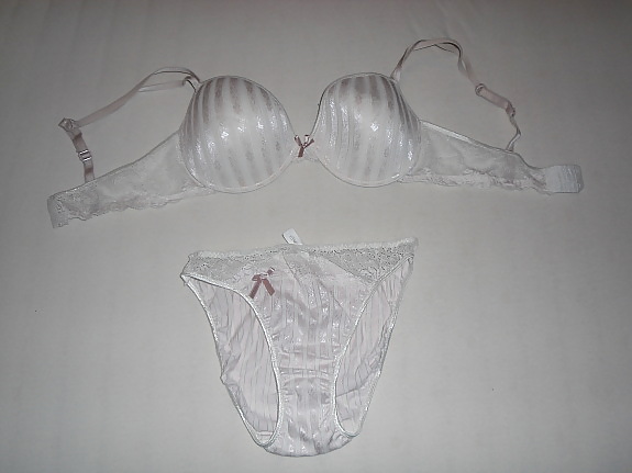 Used bras #9800492