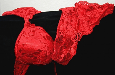 Used bras #9800512