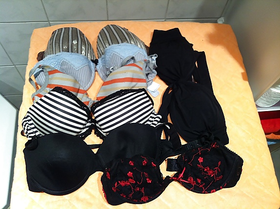 Used bras #9800521