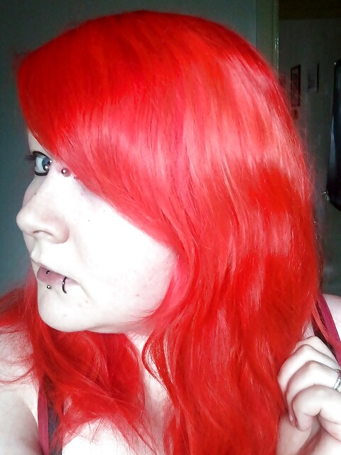 New red hair :)  #3403801
