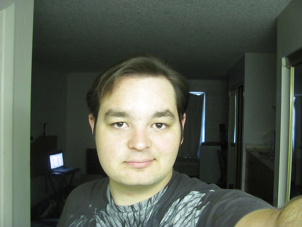 Hombre yo
 #17639968