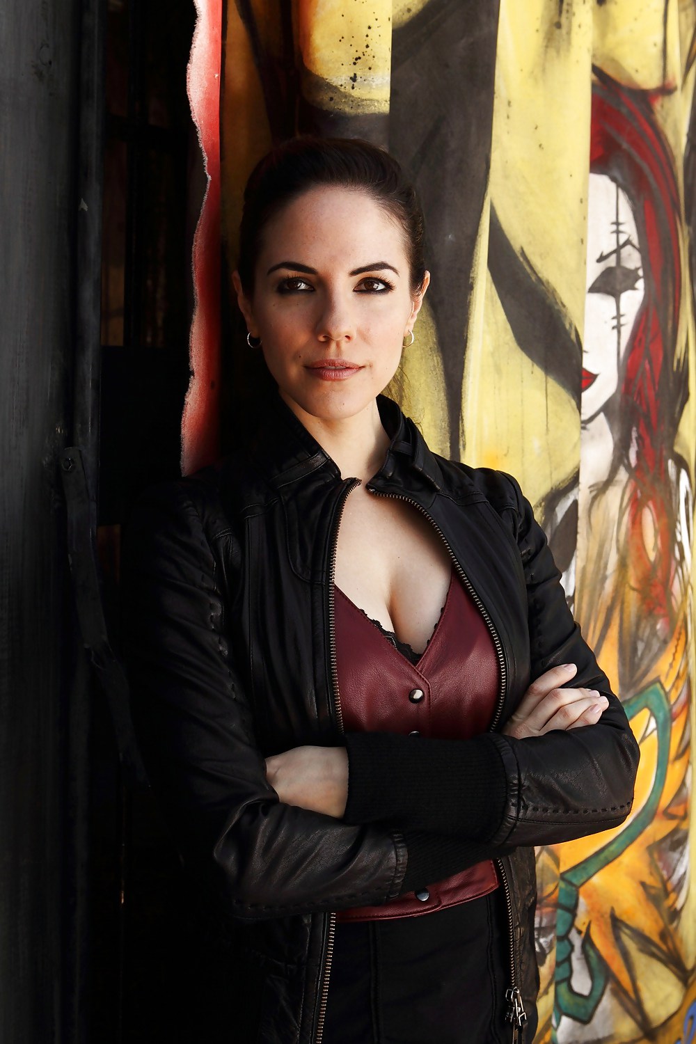 Anna silk - lost girl
 #17887986
