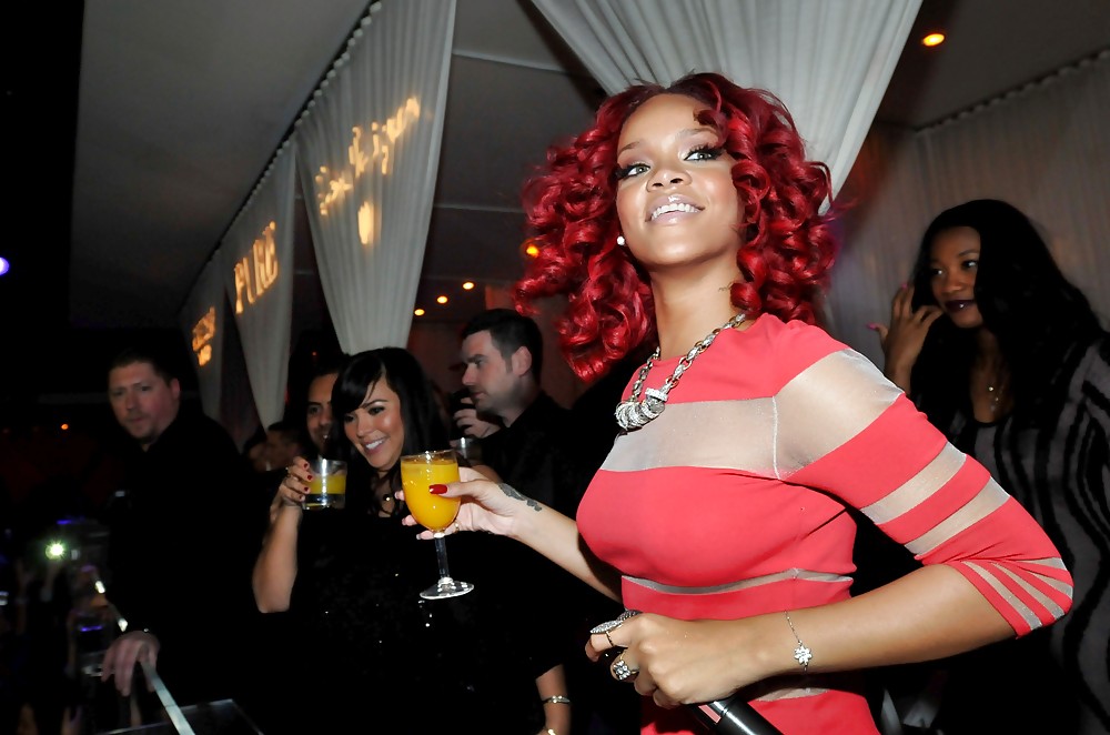 Rihanna An Der Reinen Nachtclub In Las Vegas #2312075