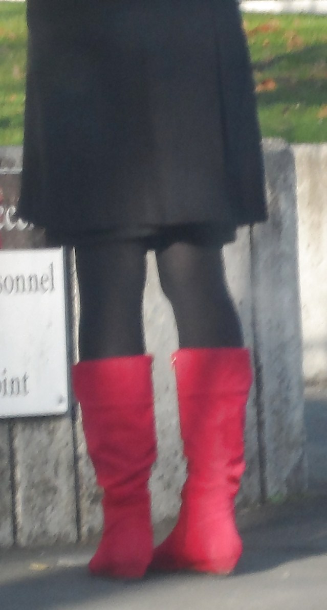 Voyeur Red Boots Milf #20066084