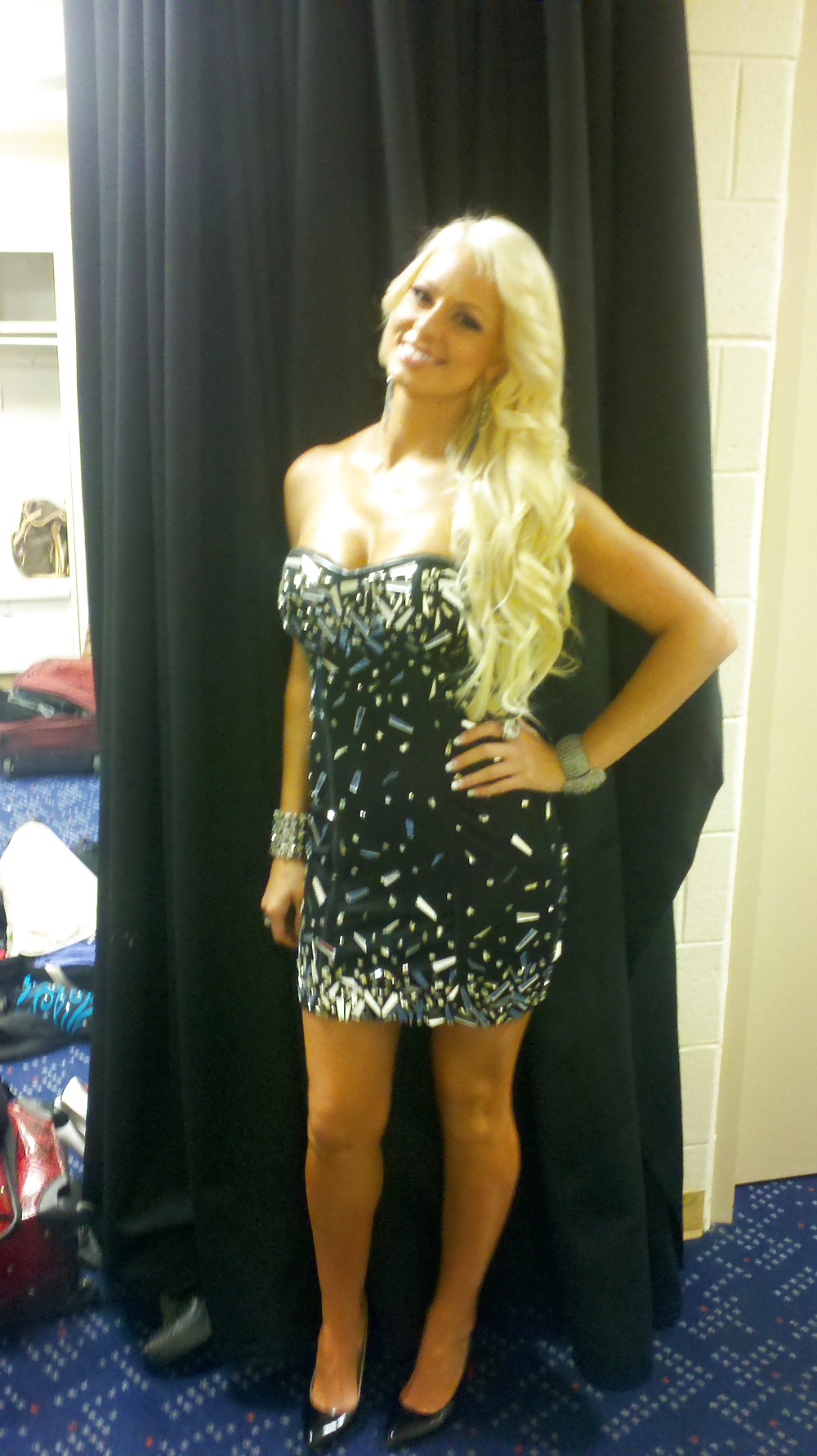 Maryse ouellet - wwe diva mega collection 1
 #672893