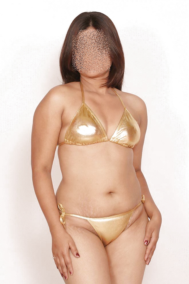Indian Glamour In Bikini #22132839