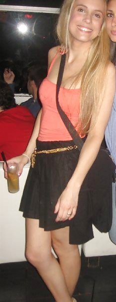 Agostina scalise
 #17107855