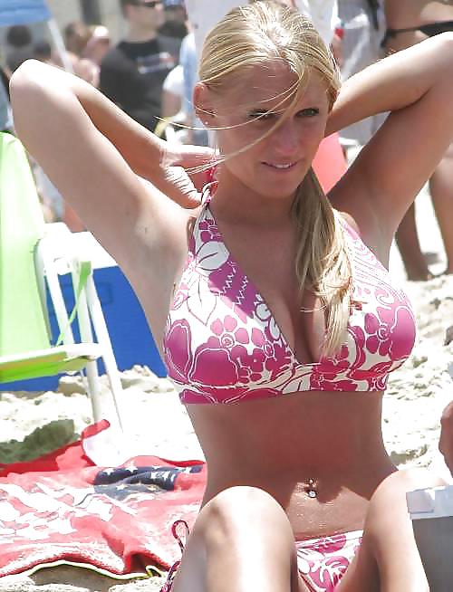 .Swimsuits bikinis bras bbw mature dressed teen big huge 9 #3404307