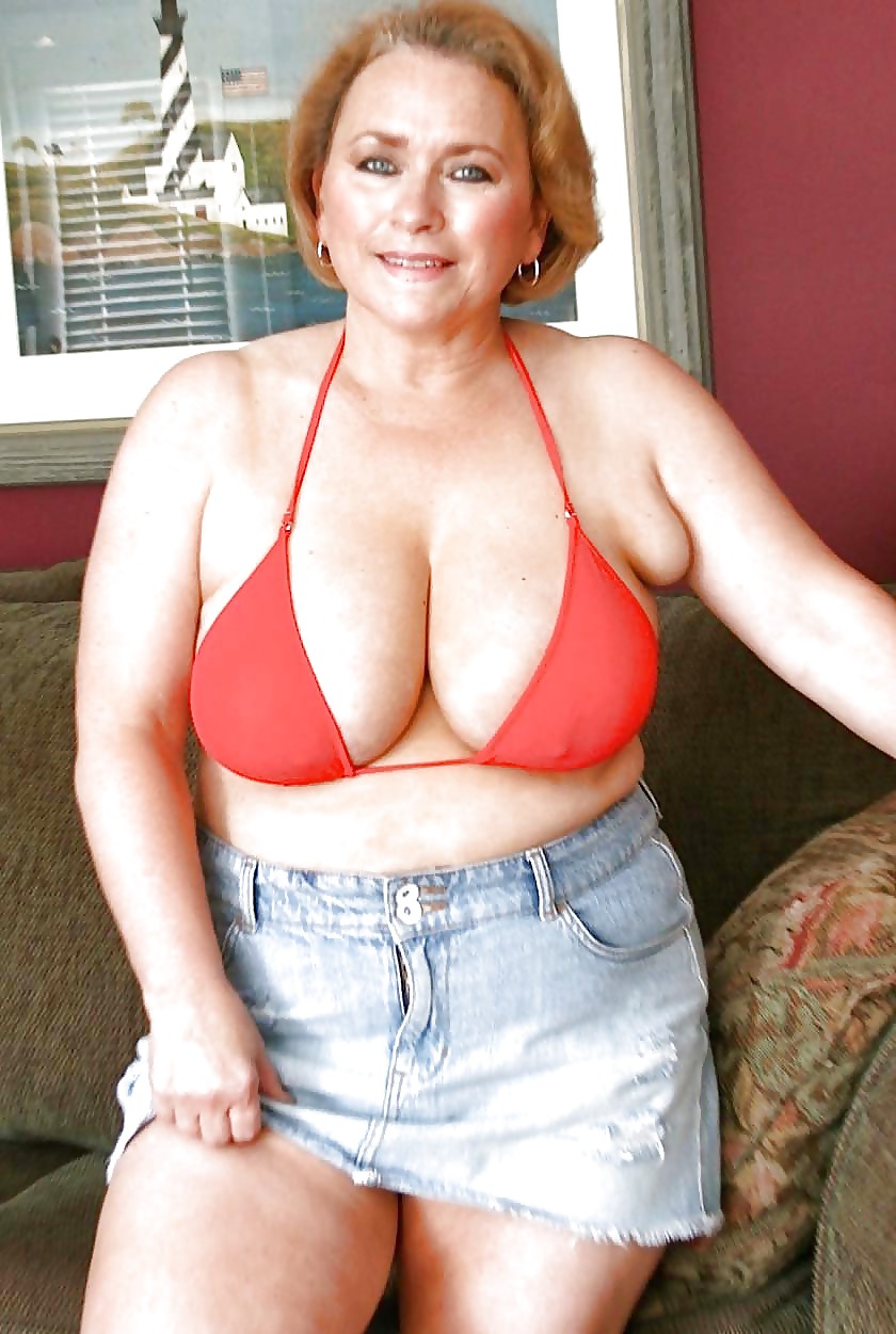 .Swimsuits bikinis bras bbw mature dressed teen big huge 9 #3404349