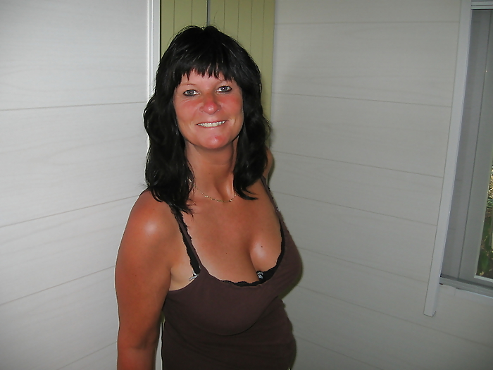 Sexy dutch amateur mother Marjanne from facebook #11981388