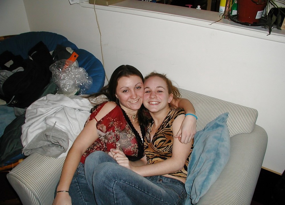 Chica chica diversión
 #17366813