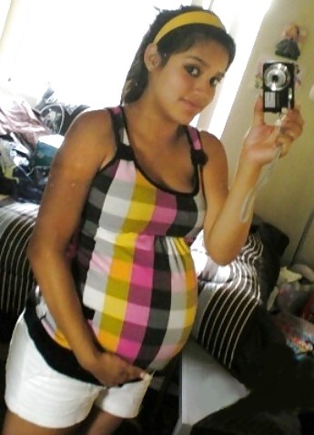 More pregnant teens #726638