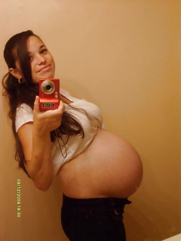 Más jóvenes embarazadas
 #726679
