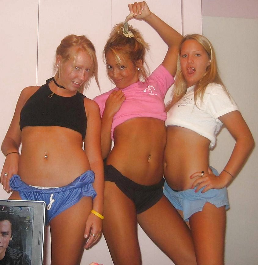 Group of girls Vote which one would get fucked first. #9388831