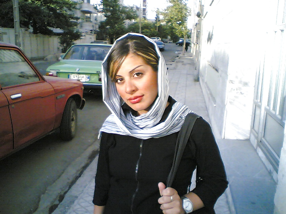 Persisch Mädchen #13012167