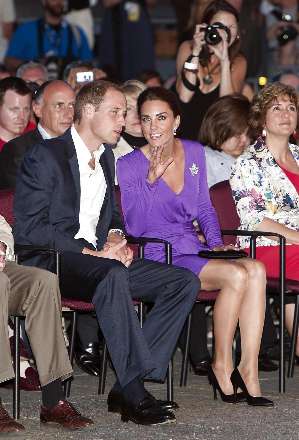 Kate and pippa in nylons #14009610