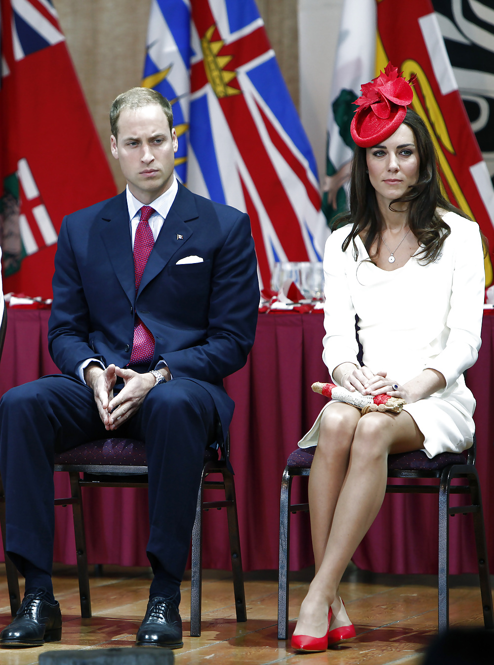 Kate and pippa in nylons #14009723