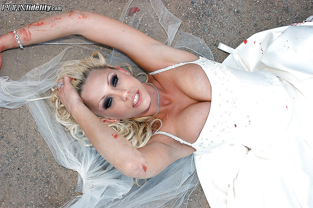 Stunning bride #11090861