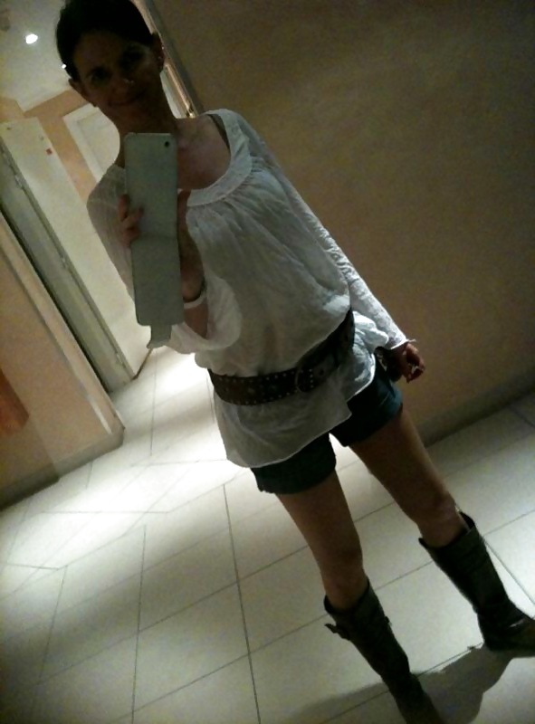 Moi - me - yo - io
 #17259431