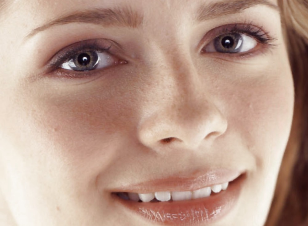 Mischa Barton #13623820