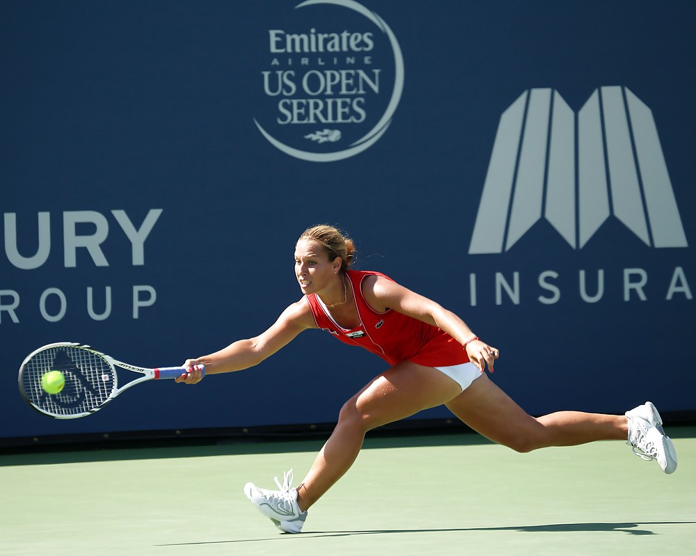 Adorable Tennisspieler Dominika Cibulkova #16472554