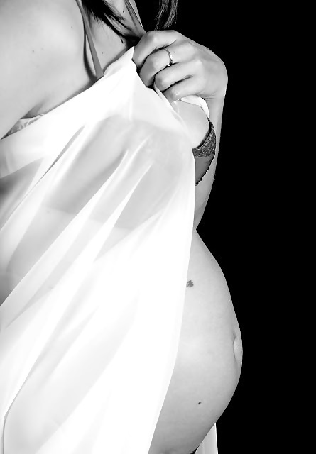 Aurelie enceinte 2
 #21923642