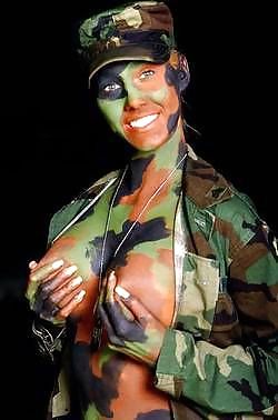 Hot Girls in Camo #4596157