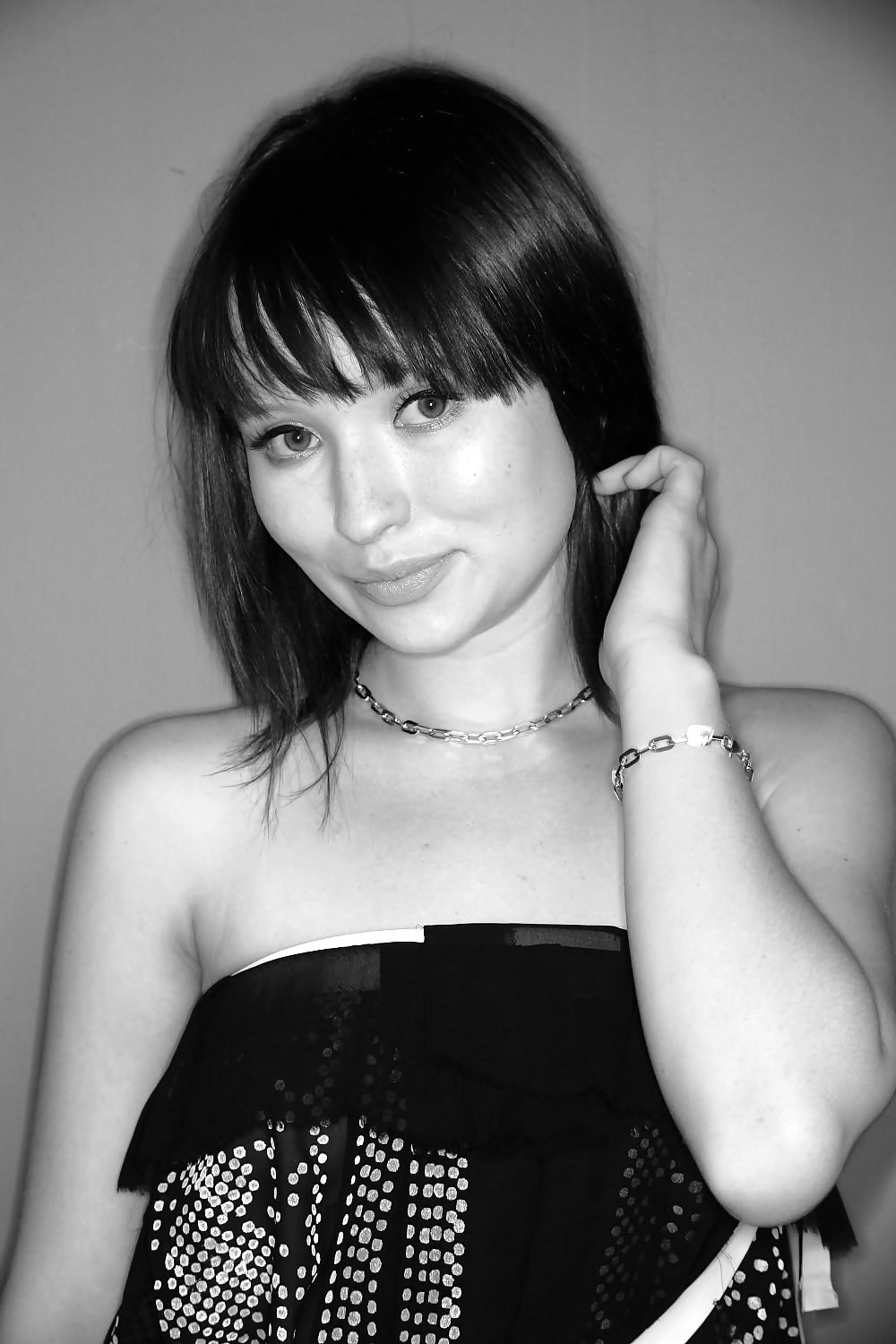 Emily Browning #19284462