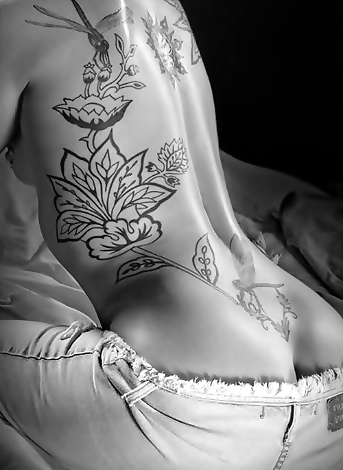 Girls and their ink #12800242