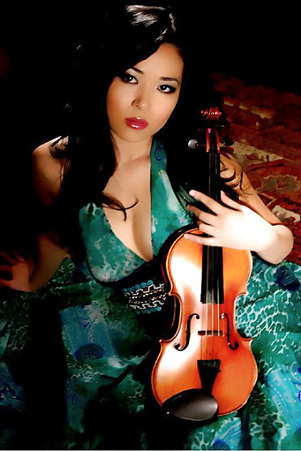 Analiza ching quiero follarte chica violinista
 #12006959