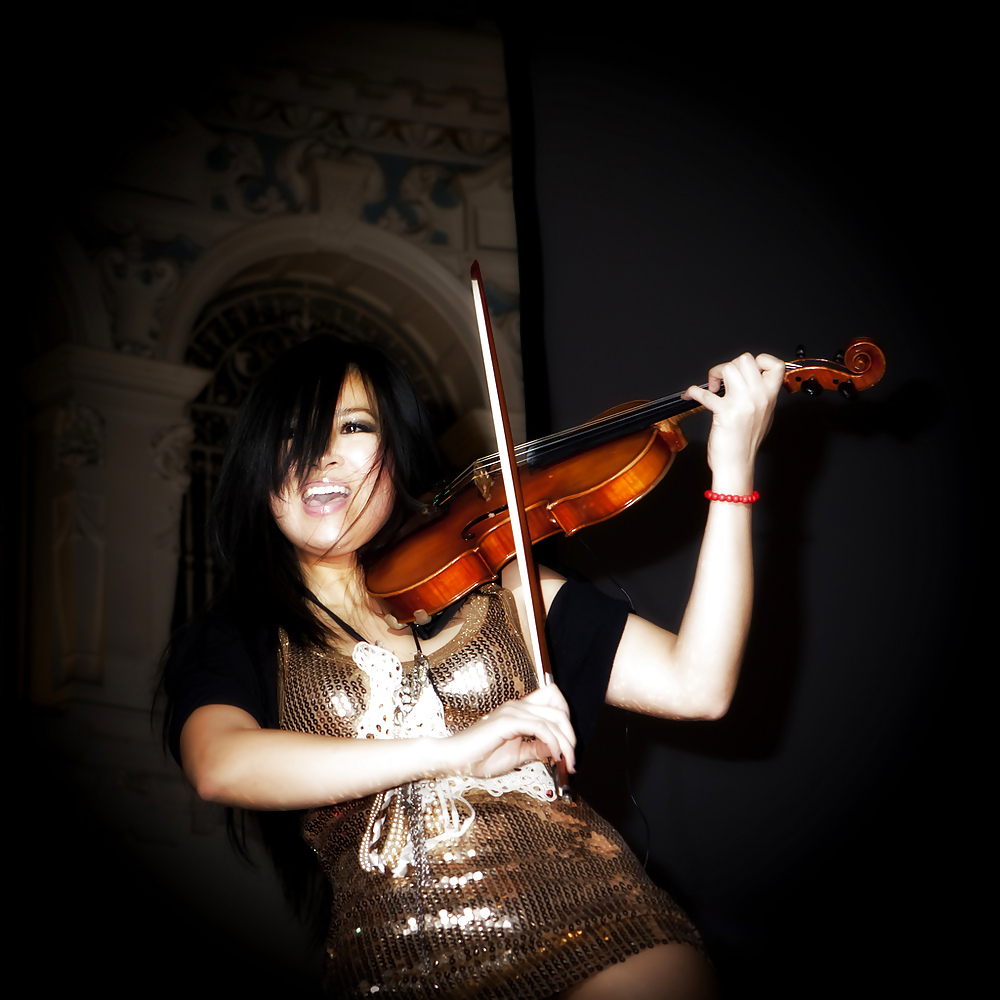 Analiza ching quiero follarte chica violinista
 #12007002