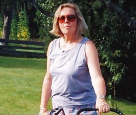 Maduras con ropa
 #15969766