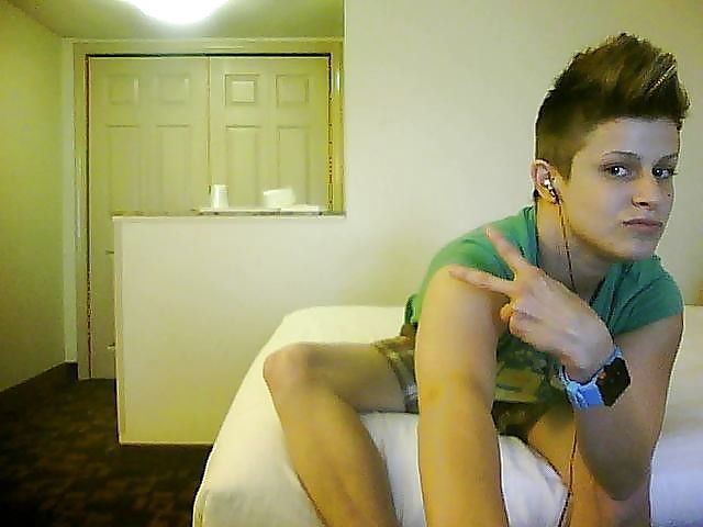 Amateur CD 17 #4061717