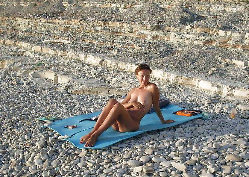 Nudist seaside Stress-free
