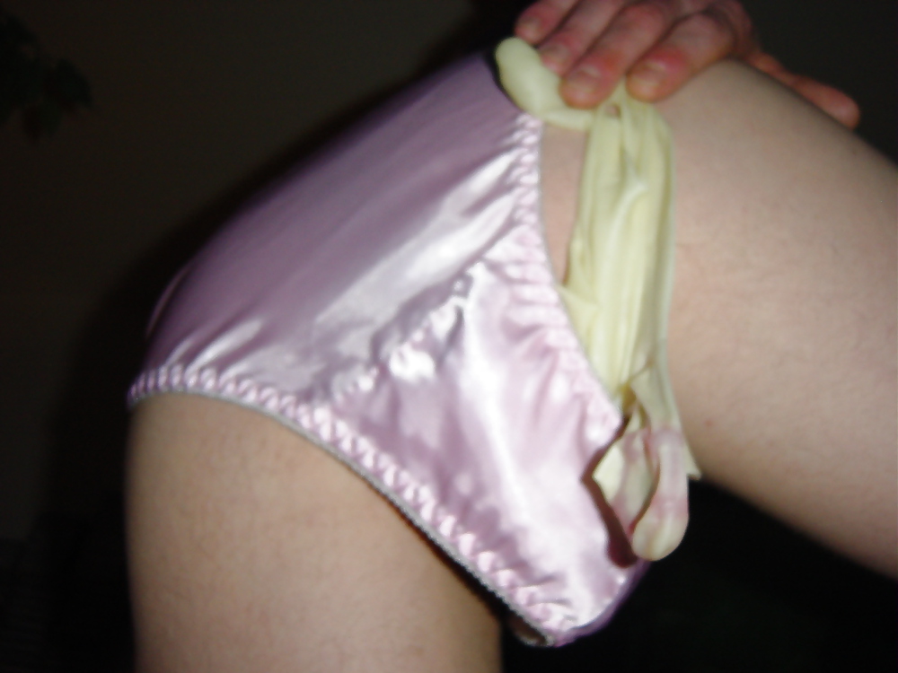 Nylon and condom play #4080082