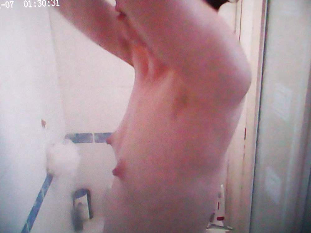 Wifes new 19 year old play mate in the shower #9913208