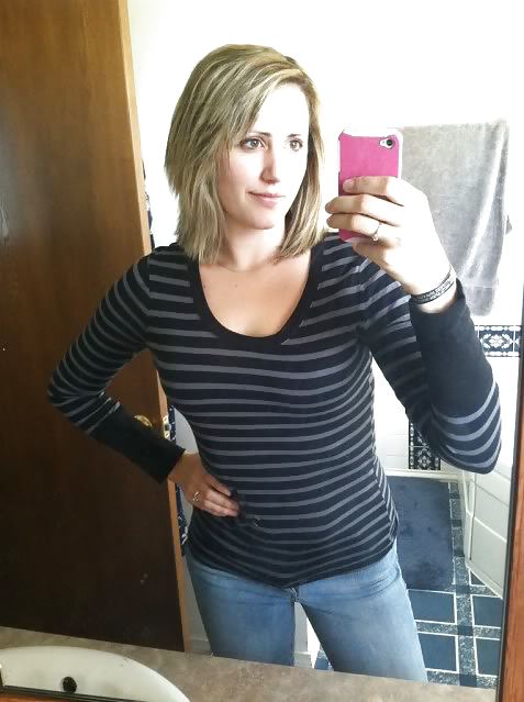 Schlanke Blonde Milf #16281275